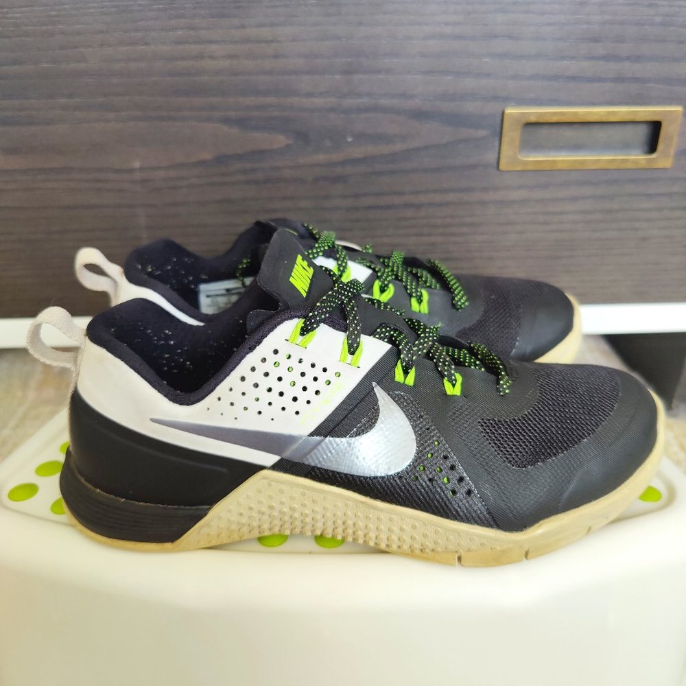Nike Black and Green Athletic Shoes